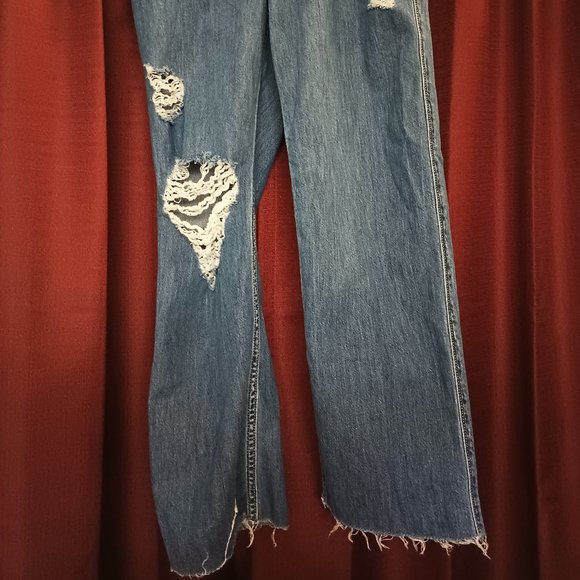 Hollister Low Rise Dad Jeans - Picture 2 of 2